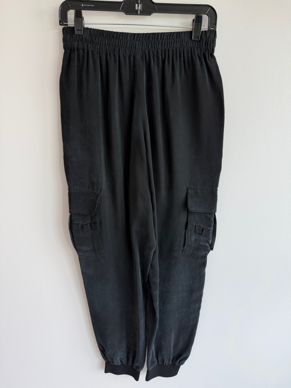 Alice + Olivia Dede Silky Cargo Pants